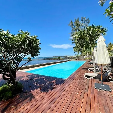 Luxury Beach House With Spectacular Sea View And Pool Trou aux Biches Exterior foto